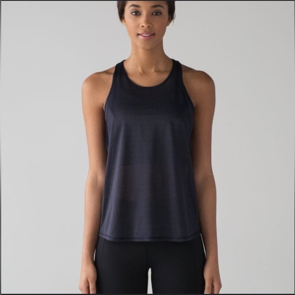 Lululemon squad goals pushing limits tank size 8 in excellent like-new condition - Picture 1 of 7